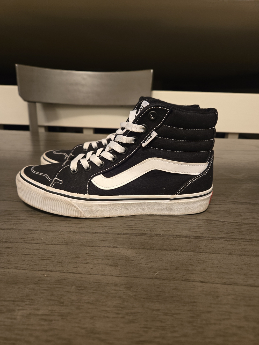 Vans Sk8 Hi Black White High Top Sneakers Womens 7.5 Classic Skate Shoes